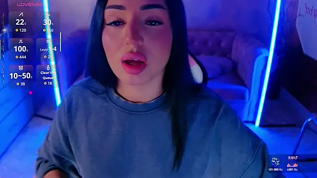 Snapshot of evanew_ chatting on 10-23-25, 04:06 evanew online show from 10-23-25, 04:06