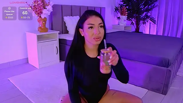 Snapshot of evanew_ chatting on 02-11-26, 06:13 evanew online show from 02-11-26, 06:13