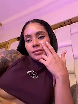 Karol Towers online show from 03-01-25, 01:22