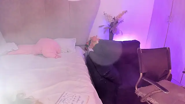 rachaeldeckard   online show from 11-16-25, 04:07