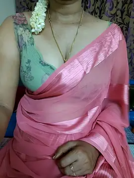 Snapshot of kavi-99 chatting on 08-08-26, 11:39 kavi-99 online show from 08-08-26, 11:39