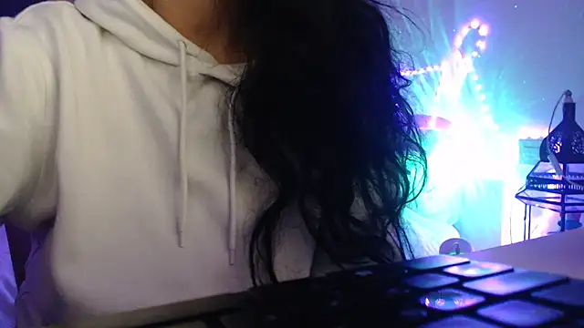 LasolitaAuri online show from 02-15-26, 06:26