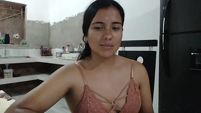 Coral0403 online show from 03-09-25, 01:25