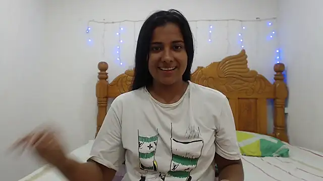 Coral0403 online show from 03-16-25, 07:27