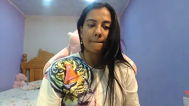 Coral0403 online show from 09-12-25, 12:33