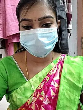Snapshot of meena_27 chatting on 02-18-25, 05:53 meena 27 online show from 02-18-25, 05:53