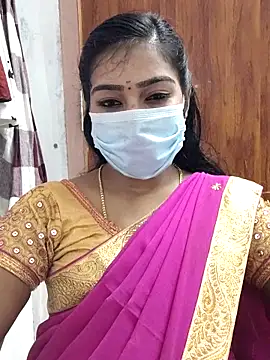 Snapshot of meena_27 chatting on 03-11-25, 07:14 meena 27 online show from 03-11-25, 07:14