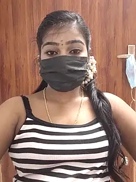 Snapshot of meena_27 chatting on 03-13-25, 07:28 meena 27 online show from 03-13-25, 07:28