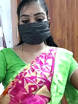 Snapshot of meena_27 chatting on 03-18-25, 05:10 meena 27 online show from 03-18-25, 05:10