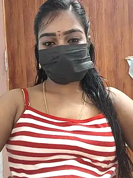 Snapshot of meena_27 chatting on 03-19-25, 09:49 meena 27 online show from 03-19-25, 09:49