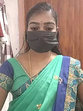Snapshot of meena_27 chatting on 03-20-25, 06:19 meena 27 online show from 03-20-25, 06:19