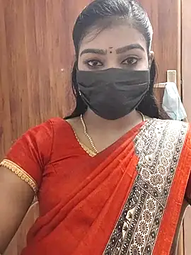 Snapshot of meena_27 chatting on 03-22-25, 04:26 meena 27 online show from 03-22-25, 04:26