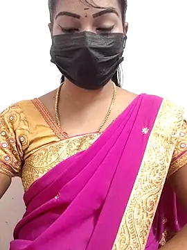 Snapshot of meena_27 chatting on 09-25-25, 05:11 meena 27 online show from 09-25-25, 05:11