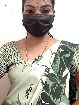 Snapshot of meena_27 chatting on 10-13-25, 05:29 meena 27 online show from 10-13-25, 05:29