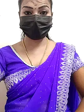 Snapshot of meena_27 chatting on 10-17-25, 05:32 meena 27 online show from 10-17-25, 05:32