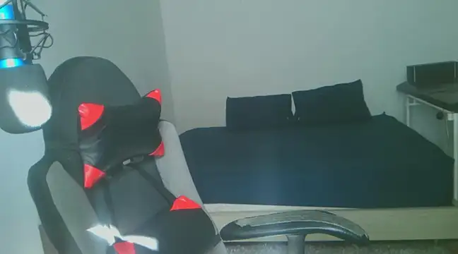 Snapshot of David_Adams2003 chatting on 01-28-25, 07:42 David Adams2003 online show from 01-28-25, 07:42