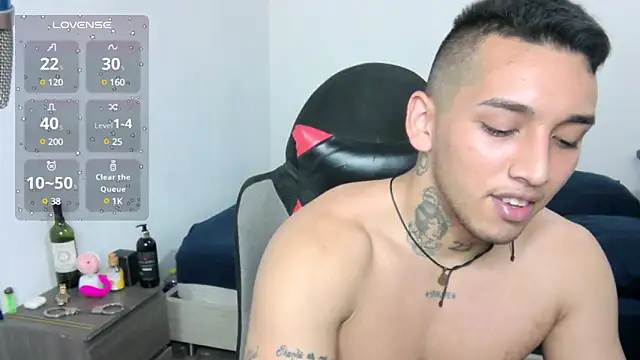 Snapshot of David_Adams2003 chatting on 02-22-25, 02:30 David Adams2003 online show from 02-22-25, 02:30