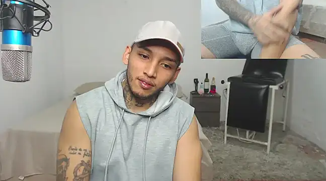 Snapshot of David_Adams2003 chatting on 03-12-25, 11:22 David Adams2003 online show from 03-12-25, 11:22