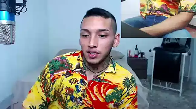 Snapshot of David_Adams2003 chatting on 03-15-25, 05:04 David Adams2003 online show from 03-15-25, 05:04