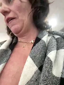 Snapshot of AlessasRoom chatting on 02-03-26, 08:47 AlessasRoom online show from 02-03-26, 08:47