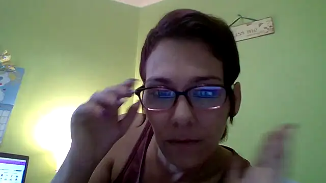 TheOneNOnlyHalfPint online show from 02-08-25, 08:42