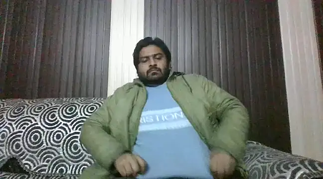 Snapshot of indihotguy chatting on 01-16-25, 02:51 indihotguy online show from 01-16-25, 02:51