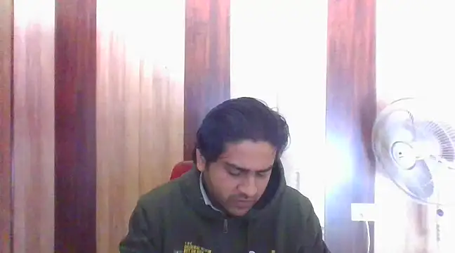 Snapshot of indihotguy chatting on 02-12-25, 07:13 indihotguy online show from 02-12-25, 07:13