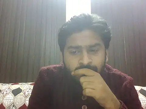 Snapshot of indihotguy chatting on 11-08-25, 04:29 indihotguy online show from 11-08-25, 04:29