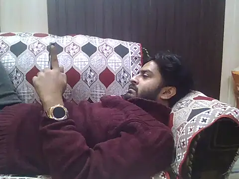 Snapshot of indihotguy chatting on 11-09-25, 10:35 indihotguy online show from 11-09-25, 10:35