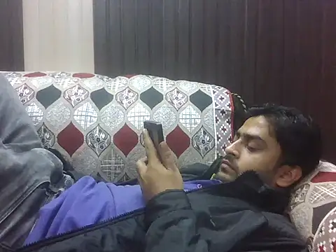 Snapshot of indihotguy chatting on 11-13-25, 02:05 indihotguy online show from 11-13-25, 02:05