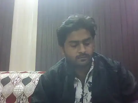 Snapshot of indihotguy chatting on 11-17-25, 02:12 indihotguy online show from 11-17-25, 02:12