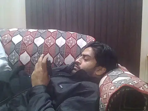 Snapshot of indihotguy chatting on 11-24-25, 12:27 indihotguy online show from 11-24-25, 12:27