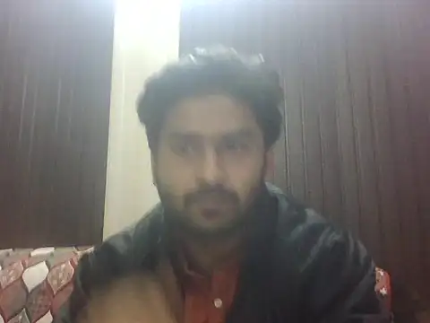 Snapshot of indihotguy chatting on 11-25-25, 01:22 indihotguy online show from 11-25-25, 01:22