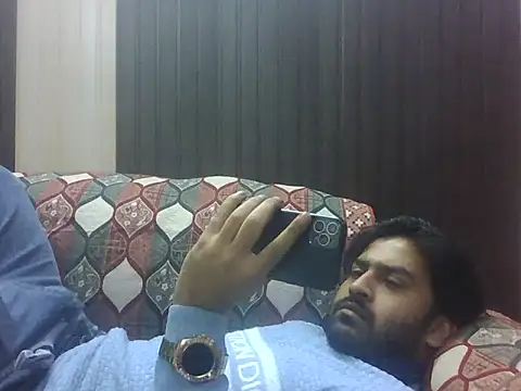 Snapshot of indihotguy chatting on 12-01-25, 11:59 indihotguy online show from 12-01-25, 11:59