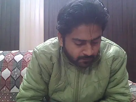 Snapshot of indihotguy chatting on 12-16-25, 05:45 indihotguy online show from 12-16-25, 05:45