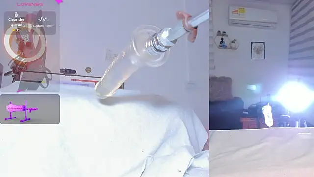 Maria Jones  online show from 10-07-25, 01:25