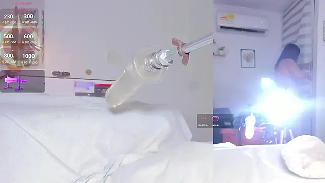 Maria Jones  online show from 10-10-25, 01:37