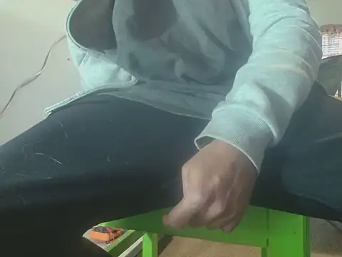 poesnuus999 online show from 04-19-26, 04:45