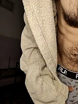 Snapshot of niyack69 chatting on 10-20-25, 12:55 niyack69 online show from 10-20-25, 12:55