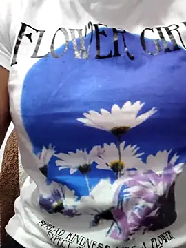 queen pari online show from 02-18-25, 04:26