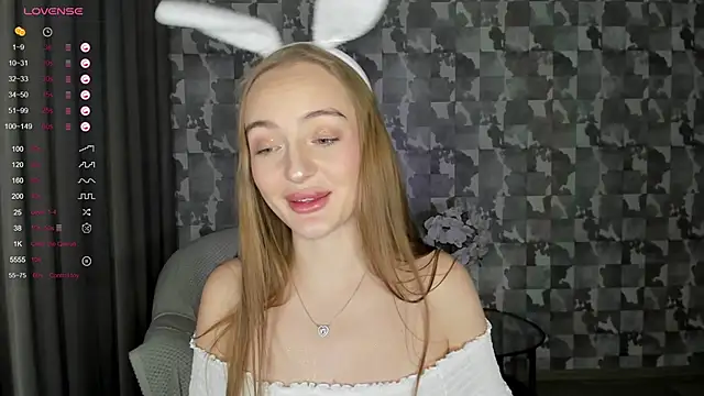 A delina online show from 02-25-25, 04:42