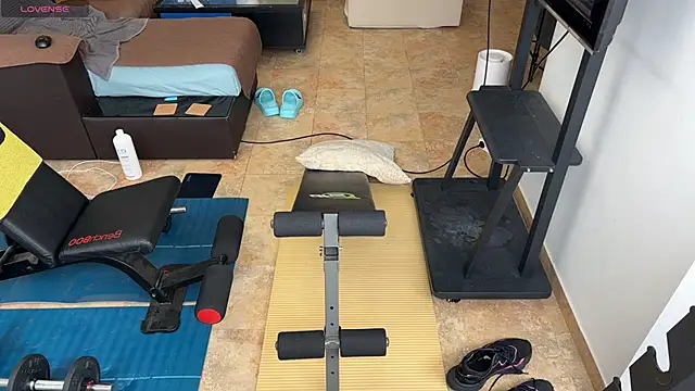 Snapshot of Asmodeuss666 chatting on 02-05-25, 11:23 Asmodeuss666 online show from 02-05-25, 11:23