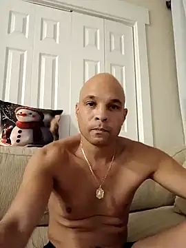 Snapshot of 3patica chatting on 12-31-24, 01:19 3patica online show from 12-31-24, 01:19