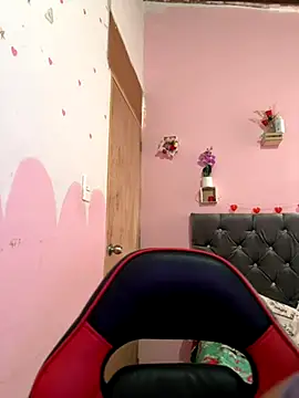 emmariders2 online show from 10-06-25, 04:26