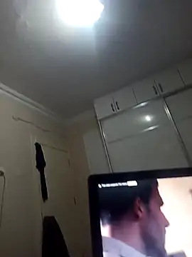 Snapshot of Brstrcn chatting on 03-08-26, 11:30 Brstrcn online show from 03-08-26, 11:30