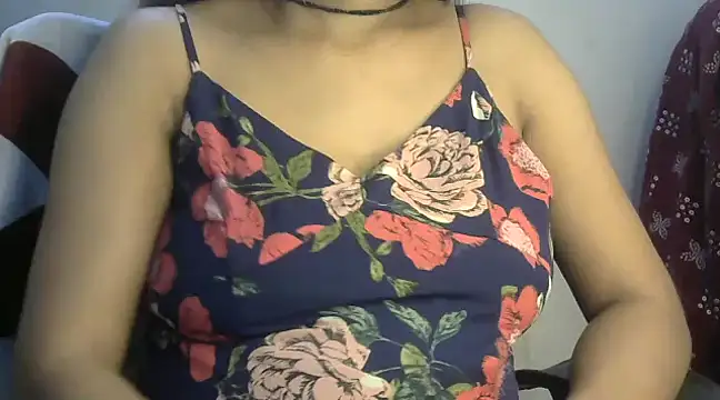 Snapshot of Naughty_Nayra chatting on 02-10-25, 03:35 Naughty Nayra online show from 02-10-25, 03:35