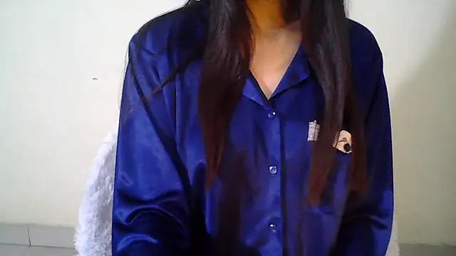 Snapshot of Naughty_Nayra chatting on 10-30-25, 01:34 Naughty Nayra online show from 10-30-25, 01:34