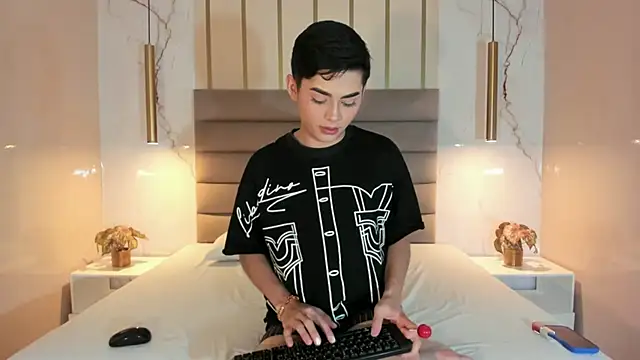 Maxi little online show from 07-14-26, 08:25