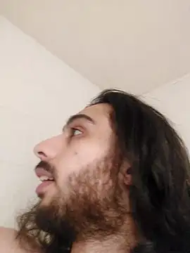 Levi Latino online show from 10-31-25, 09:38