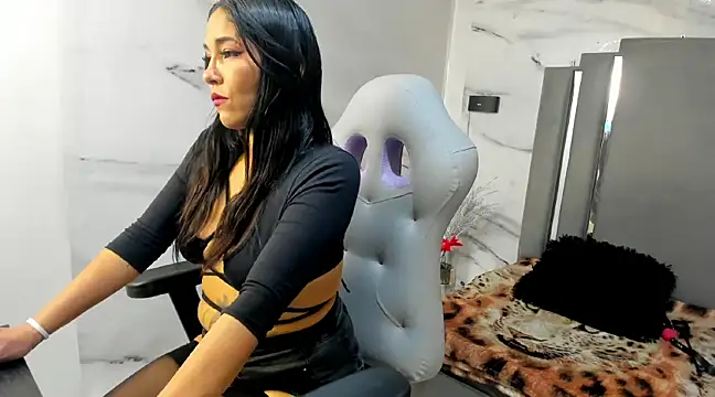 Lorena watson online show from 02-20-25, 04:18